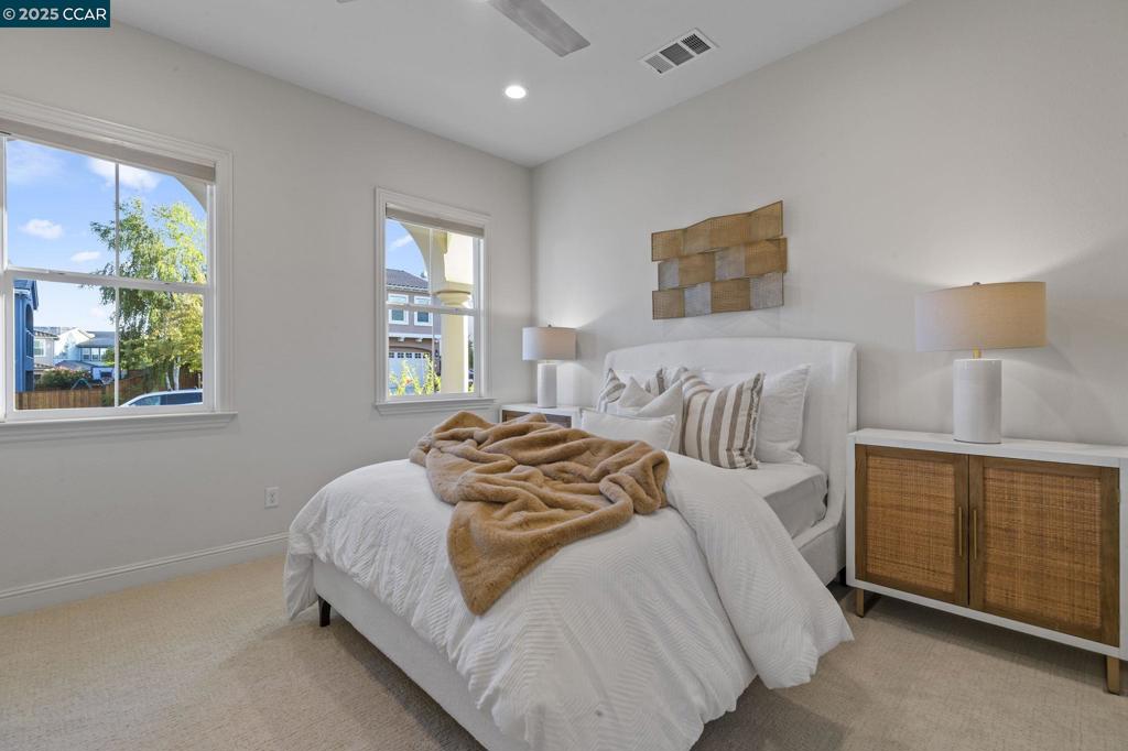 GALE RANCH - Residential