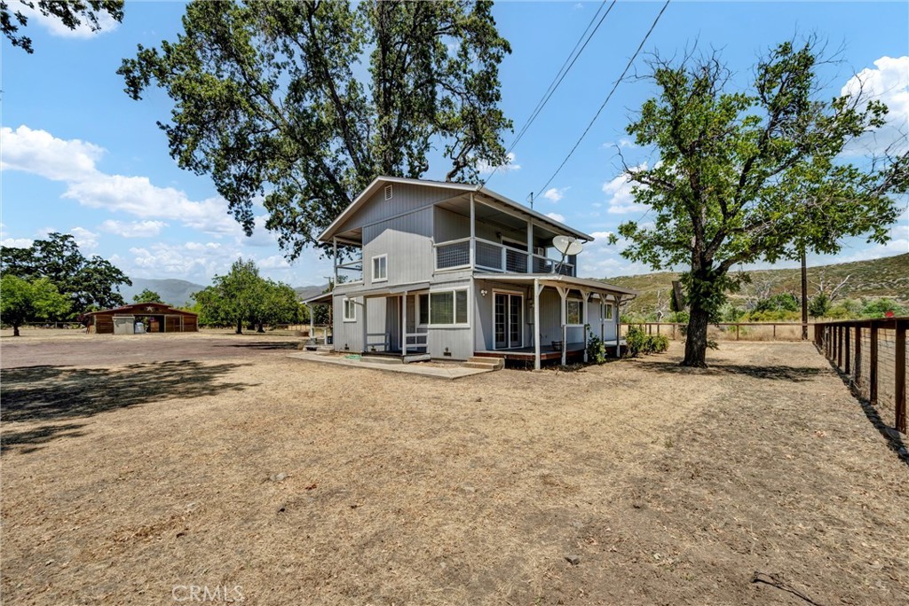 20511 Santa Barbara Avenue