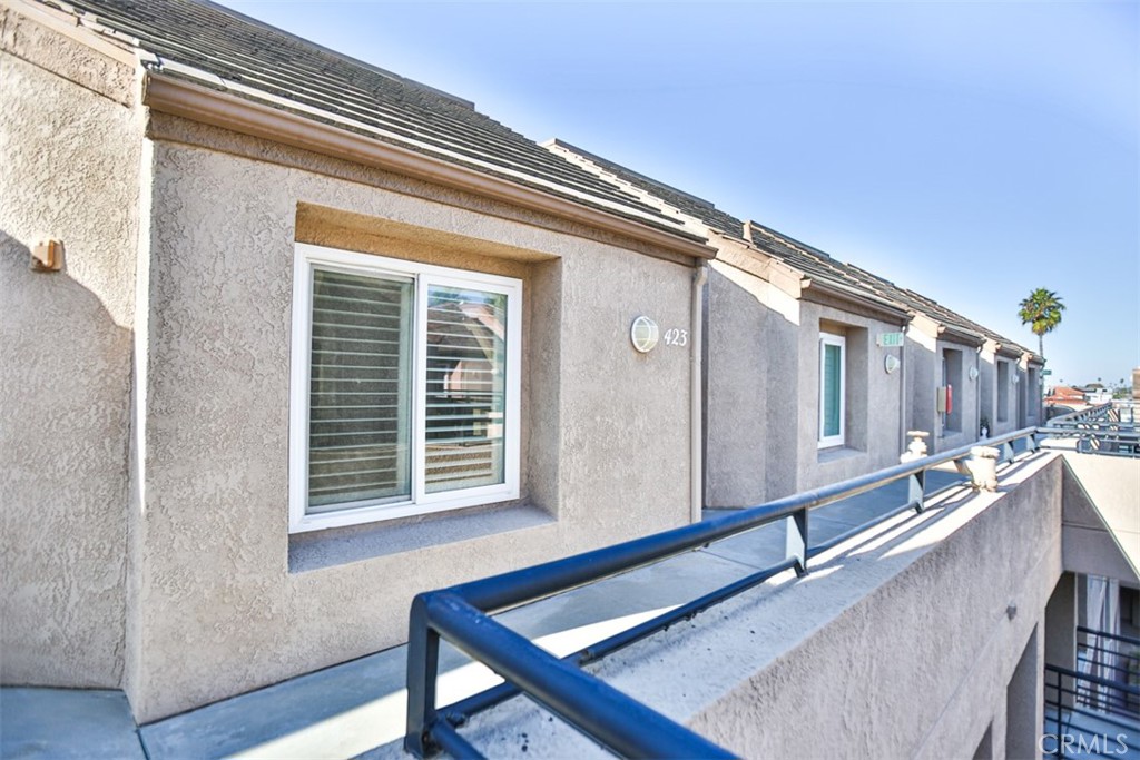 Pierhouse Condos (PRHS) - Residential