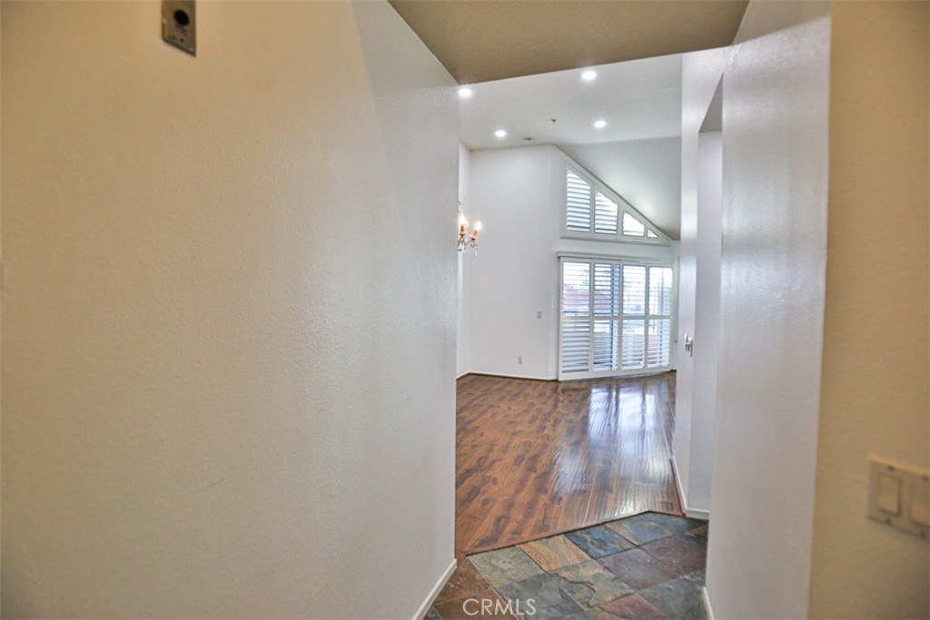 Pierhouse Condos (PRHS) - Residential