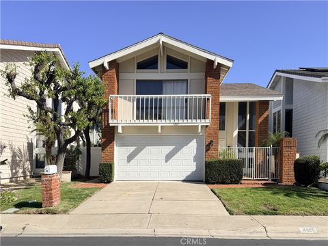 Photo of 4881 Royce Road, Irvine, CA 92612 (MLS # TR26020183)