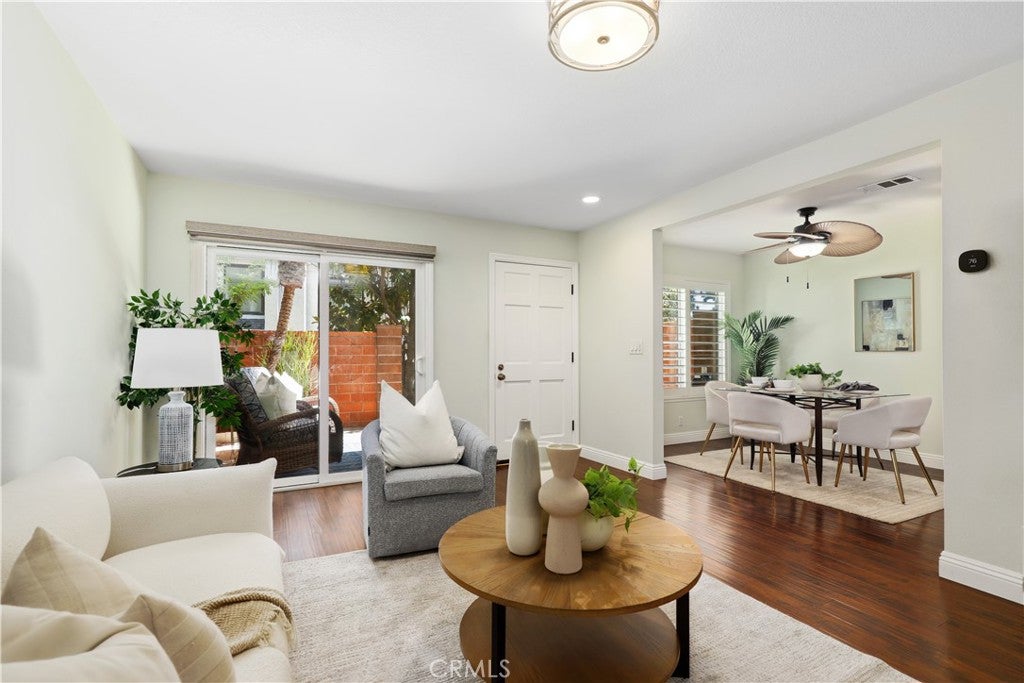 1609 Sherwood Village Circle