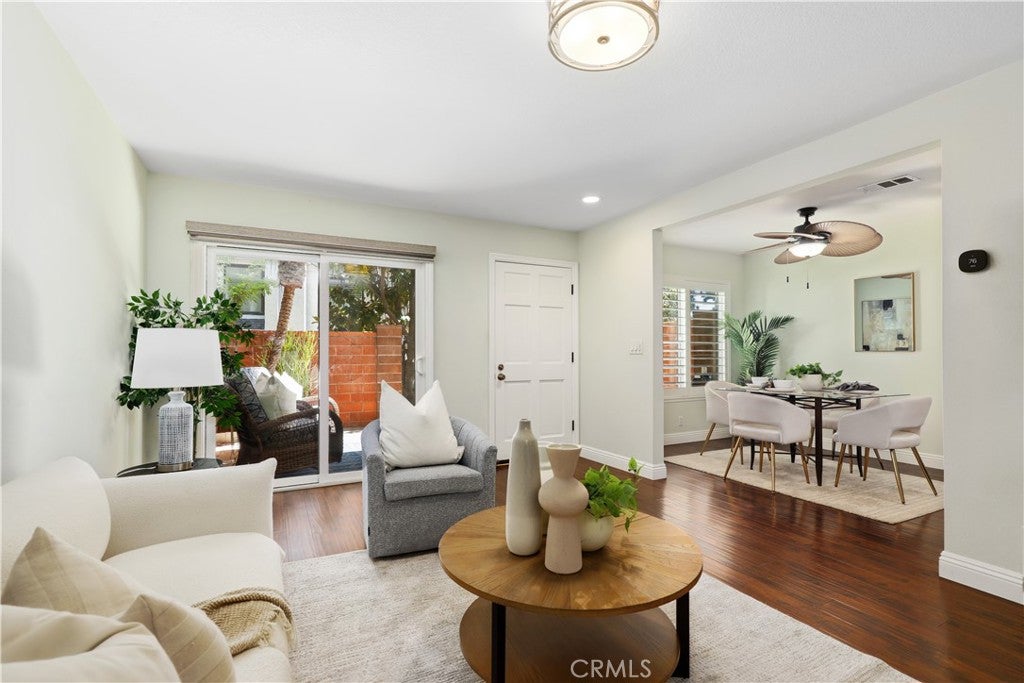 1609 Sherwood Village Circle