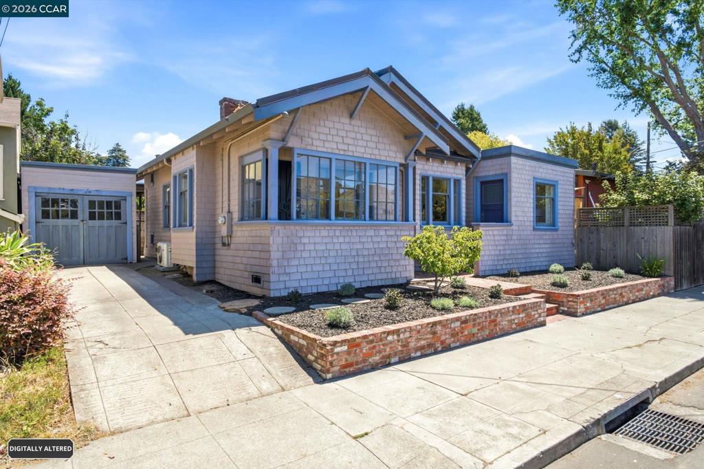 5948 Howell St ST, Oakland CA 94609