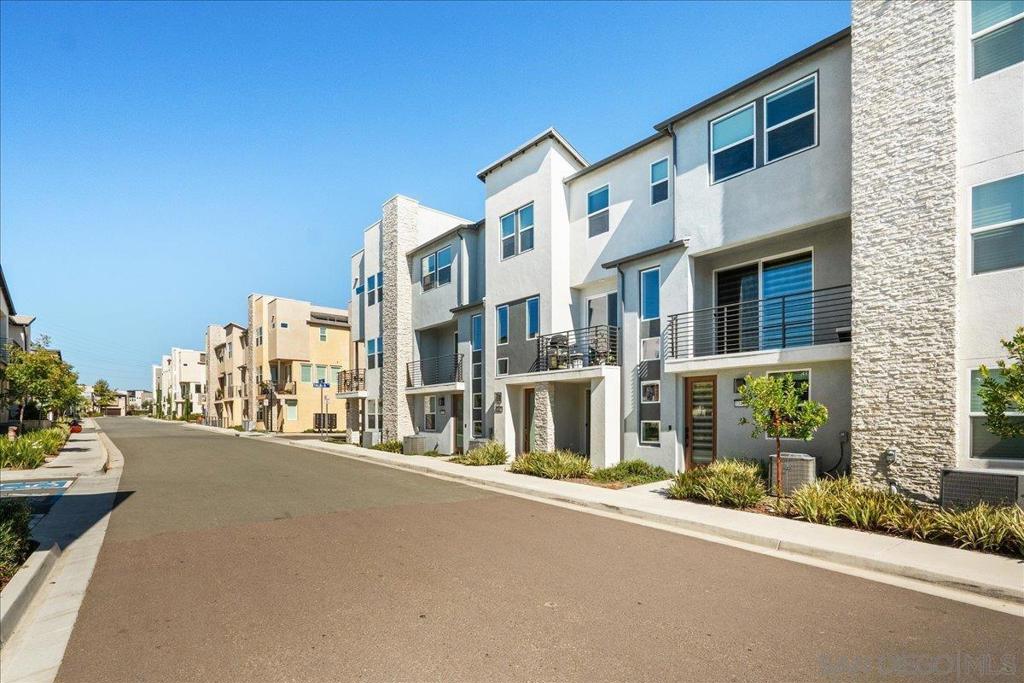 Mira Mesa - Residential