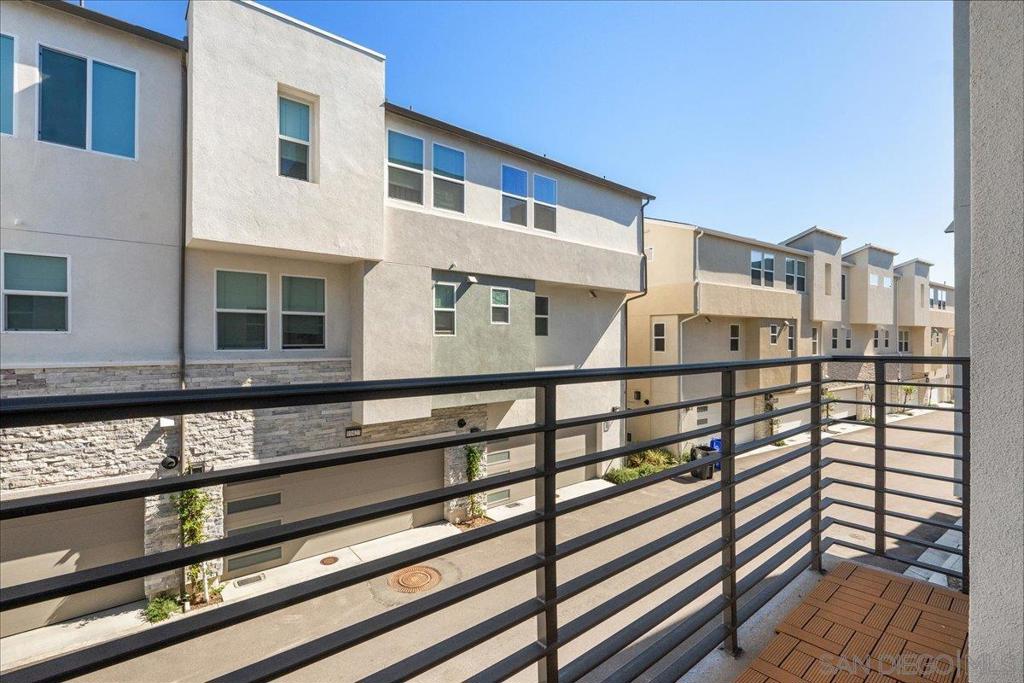 Mira Mesa - Residential