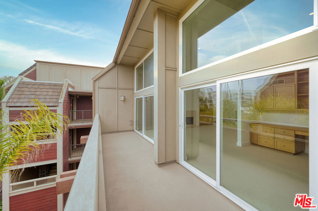 Marina Strand Complex 1 - Residential