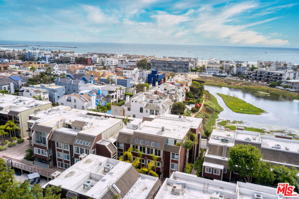 Marina Strand Complex 1 - Residential
