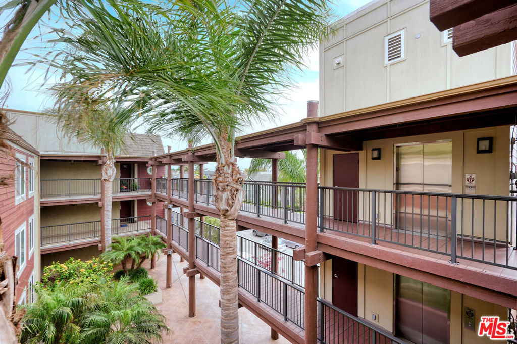 Marina Strand Complex 1 - Residential