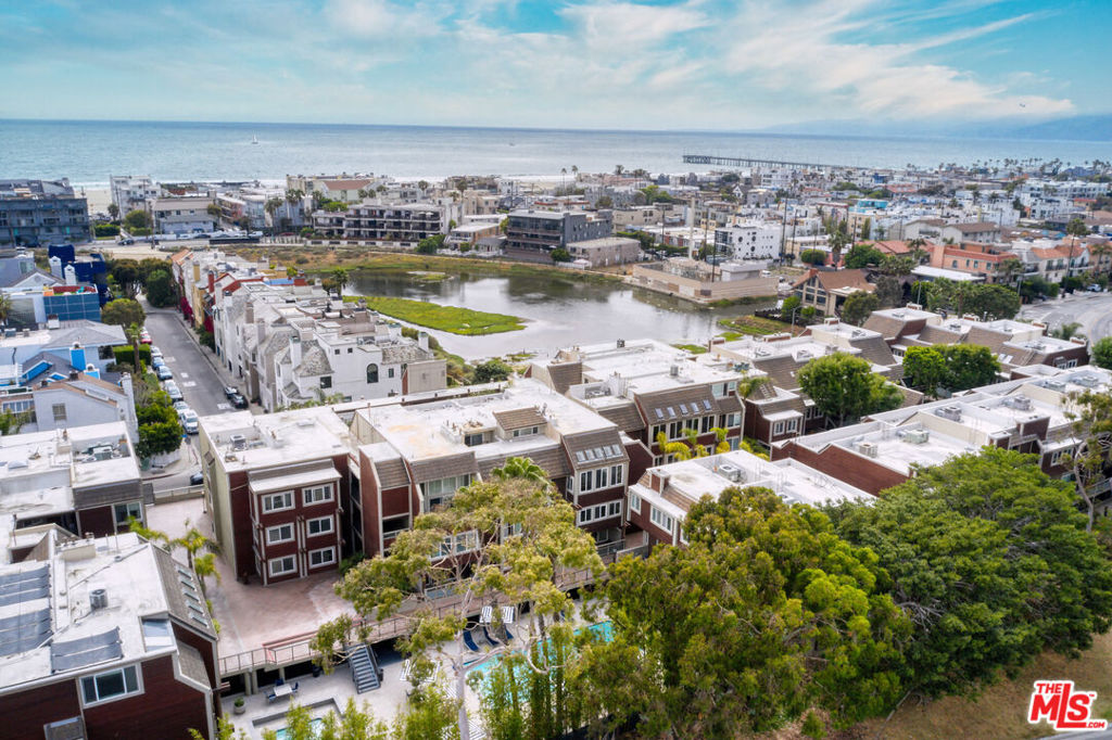 Marina Strand Complex 1 - Residential