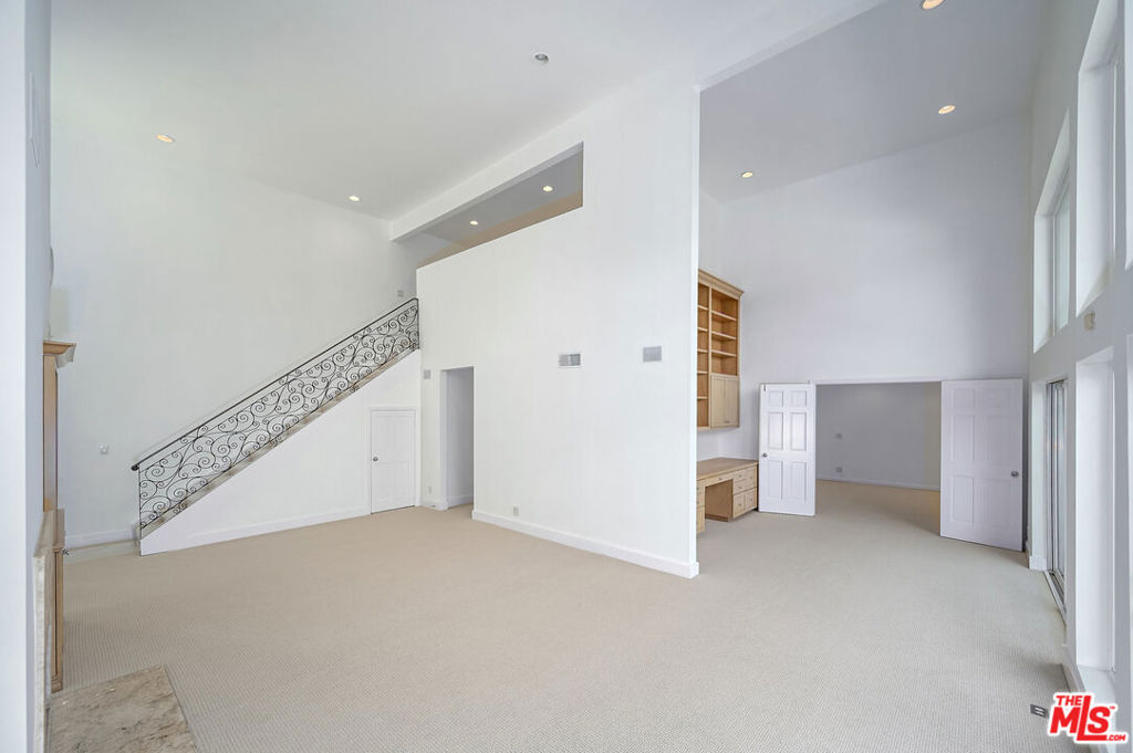 Marina Strand Complex 1 - Residential