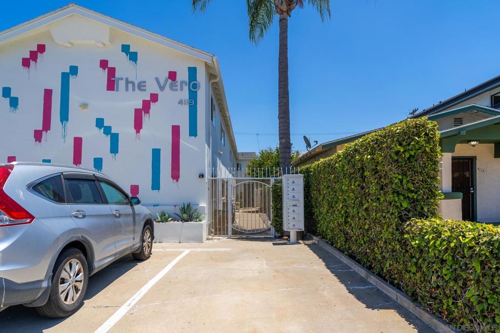 4119 Kansas Street