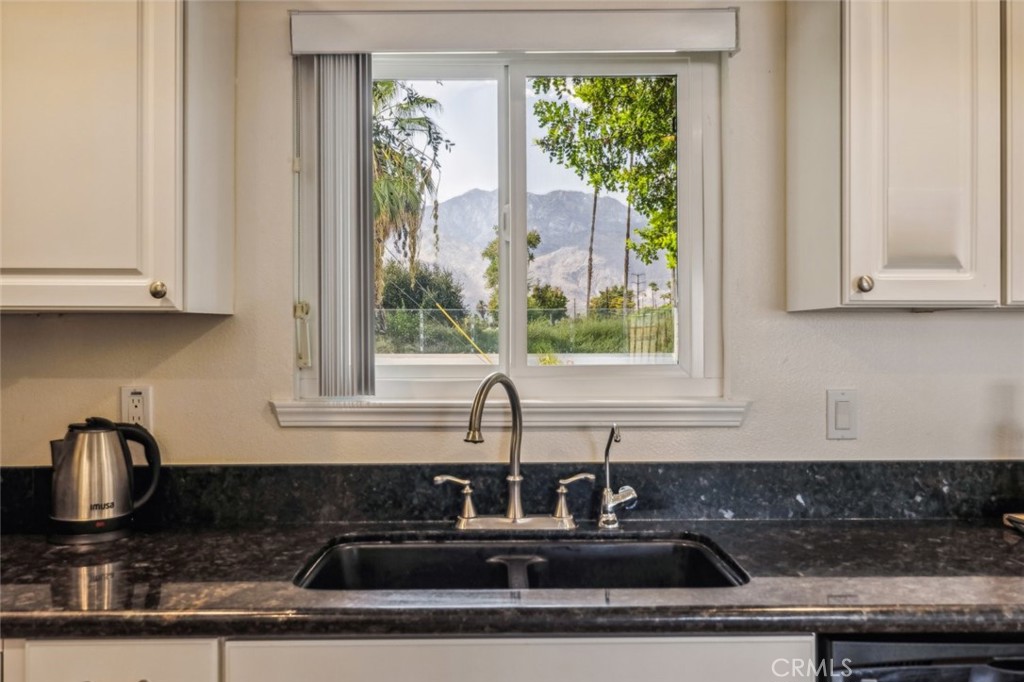 Central Palm Springs (33215) - Residential