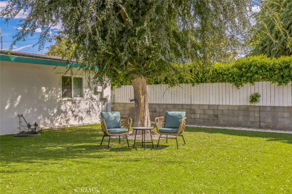 Central Palm Springs (33215) - Residential