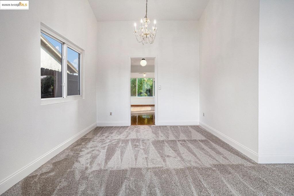 OAKLEY - Residential