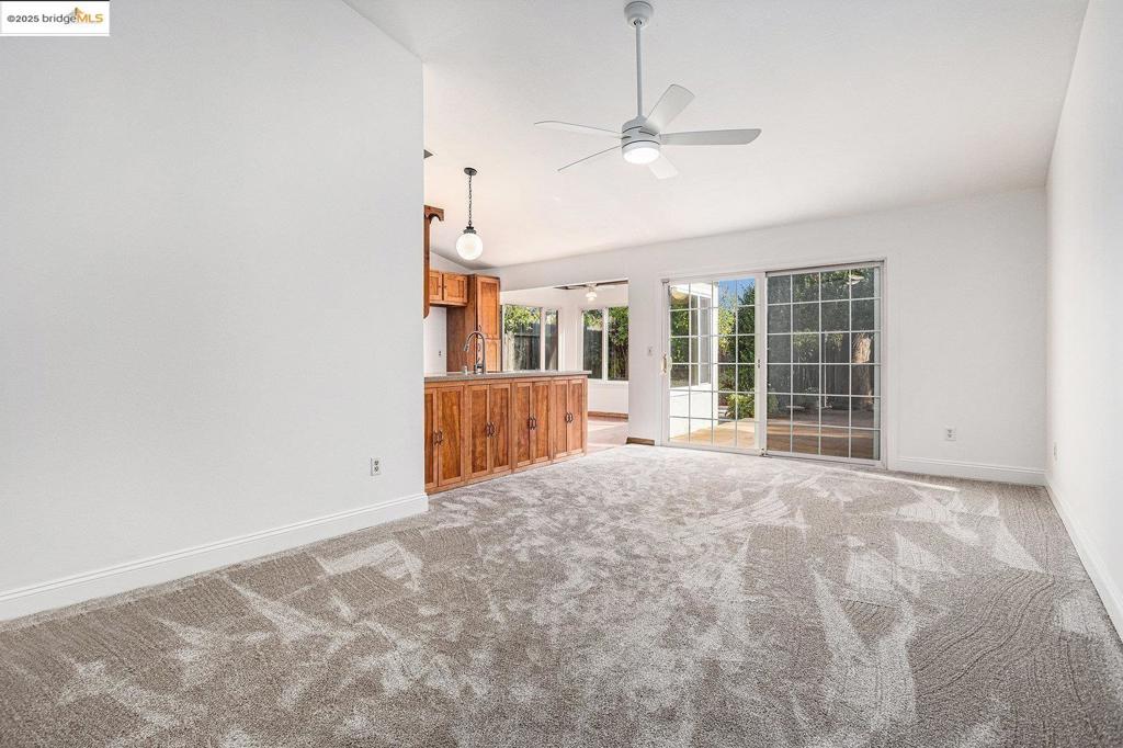 OAKLEY - Residential