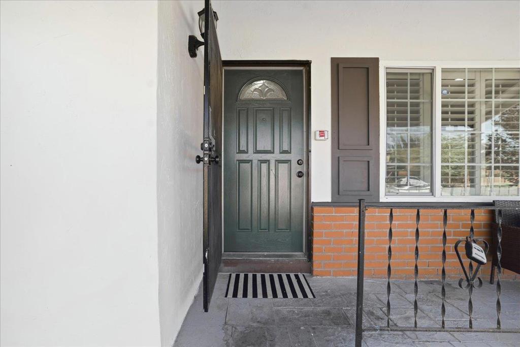 38879 Jonquil Drive