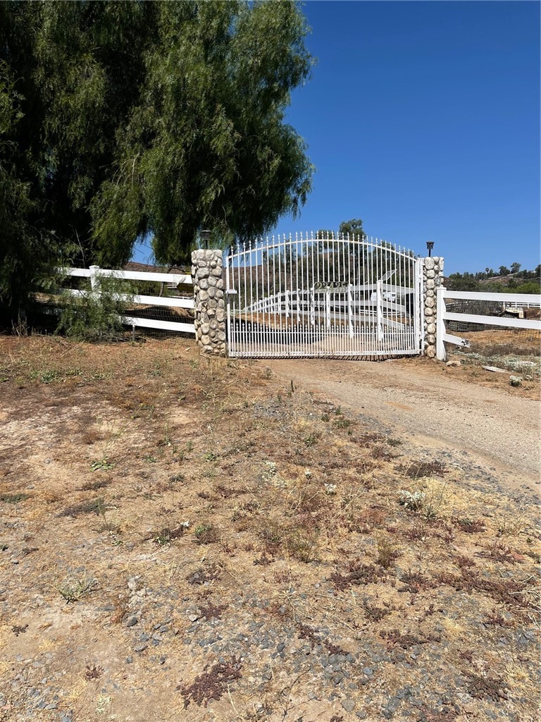 23435 Rolling Meadows