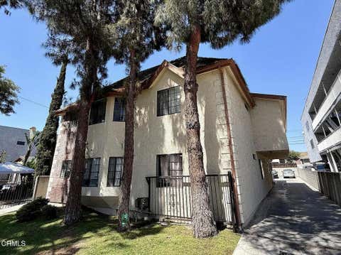 Photo of 2253 N Niagara Street #B, Burbank, CA 91504 (MLS # P1-28602)