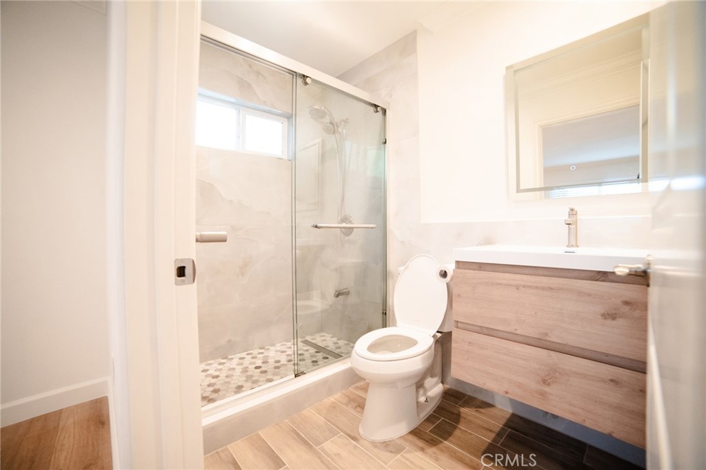 4385 Kingsley Street