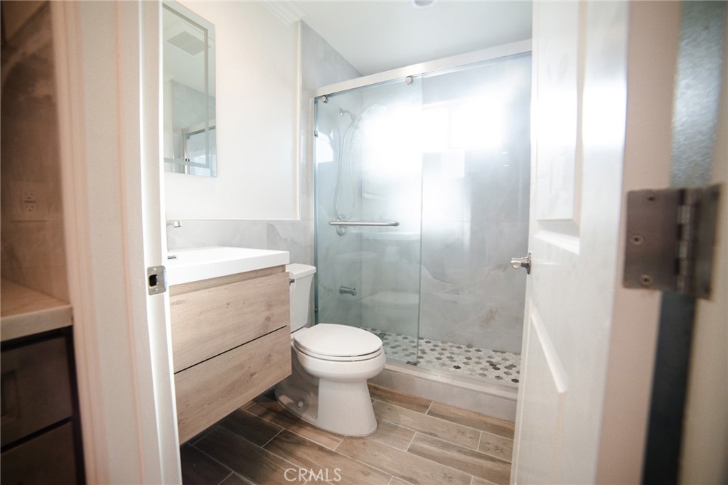 4385 Kingsley Street