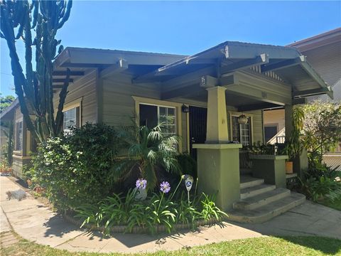 1121 Gladys Avenue Long Beach CA 90804