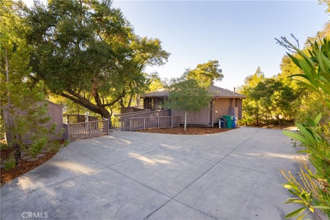 Tiny photo for 9115 Lake View DR, Atascadero, CA 93422 (MLS # NS26181705)