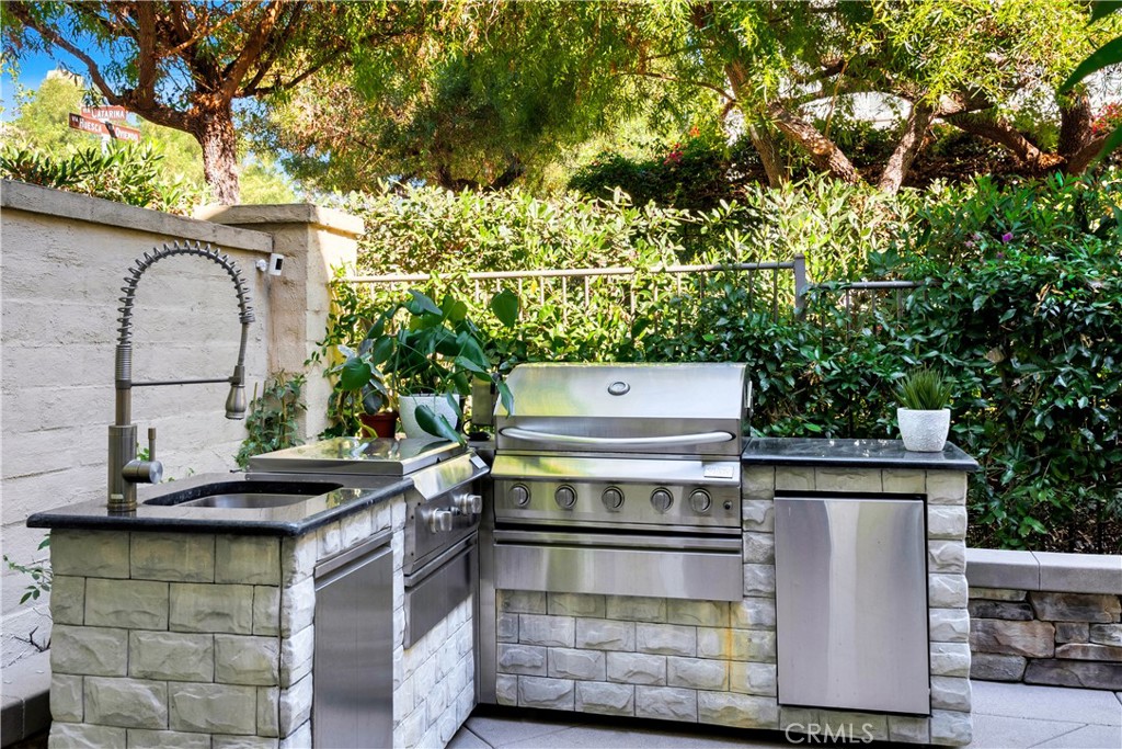 Amalfi (AMAL) - Residential Lease