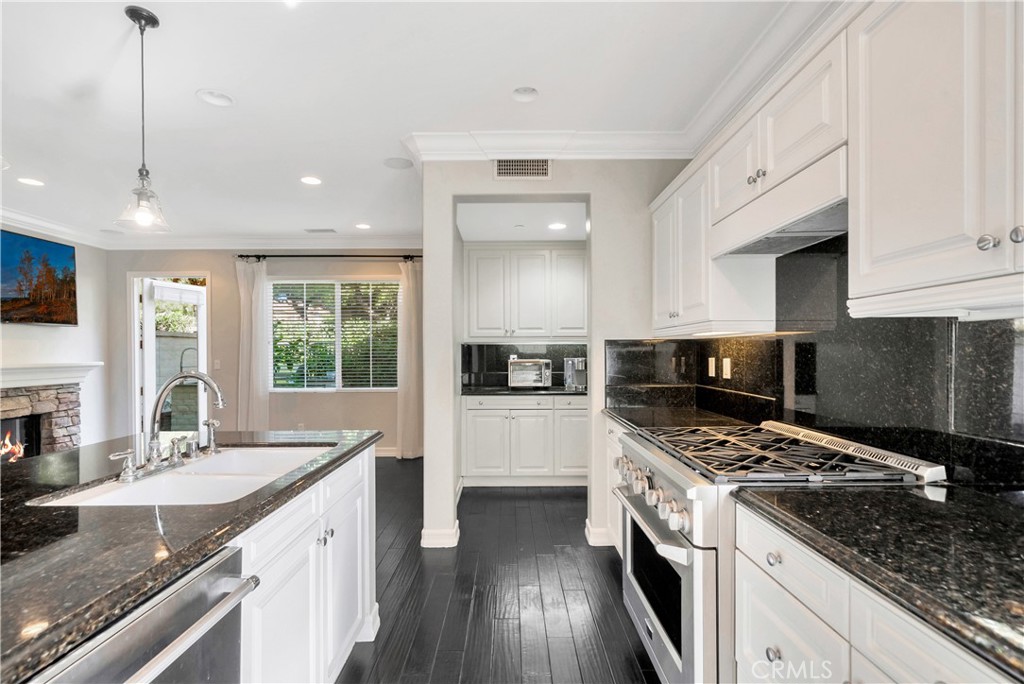 Amalfi (AMAL) - Residential Lease