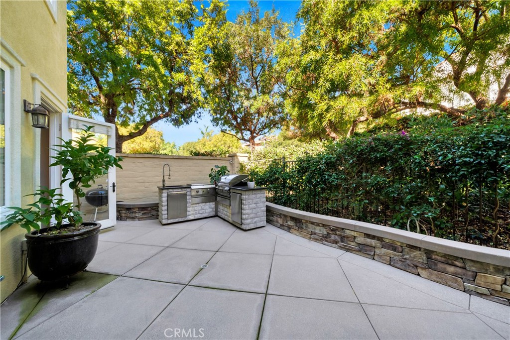 Amalfi (AMAL) - Residential Lease