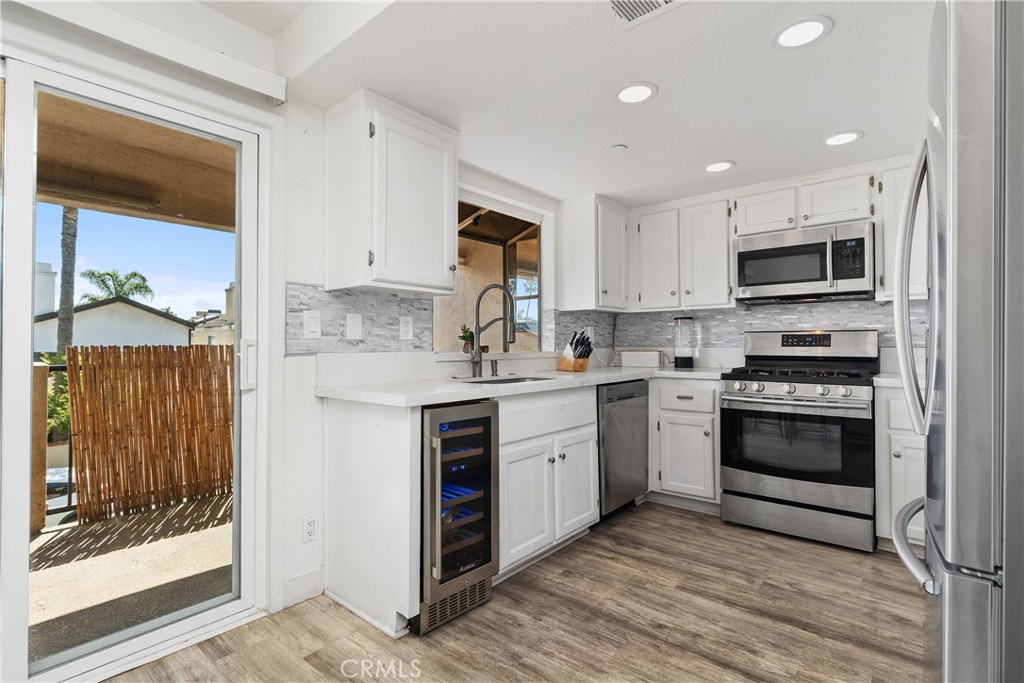606 Lake Street 22