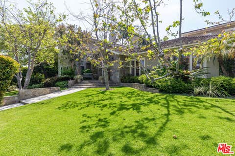 Photo of 1185 Corsica Drive, Pacific Palisades, CA 90272 (MLS # 26854925)