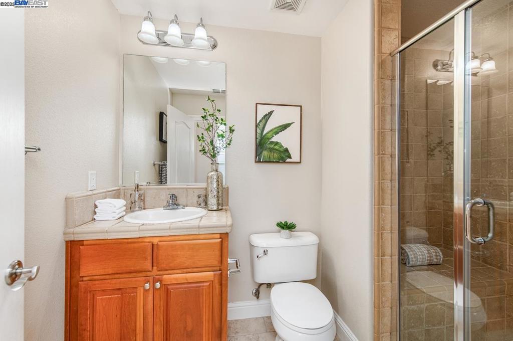 VINEYARD GATE - Residential