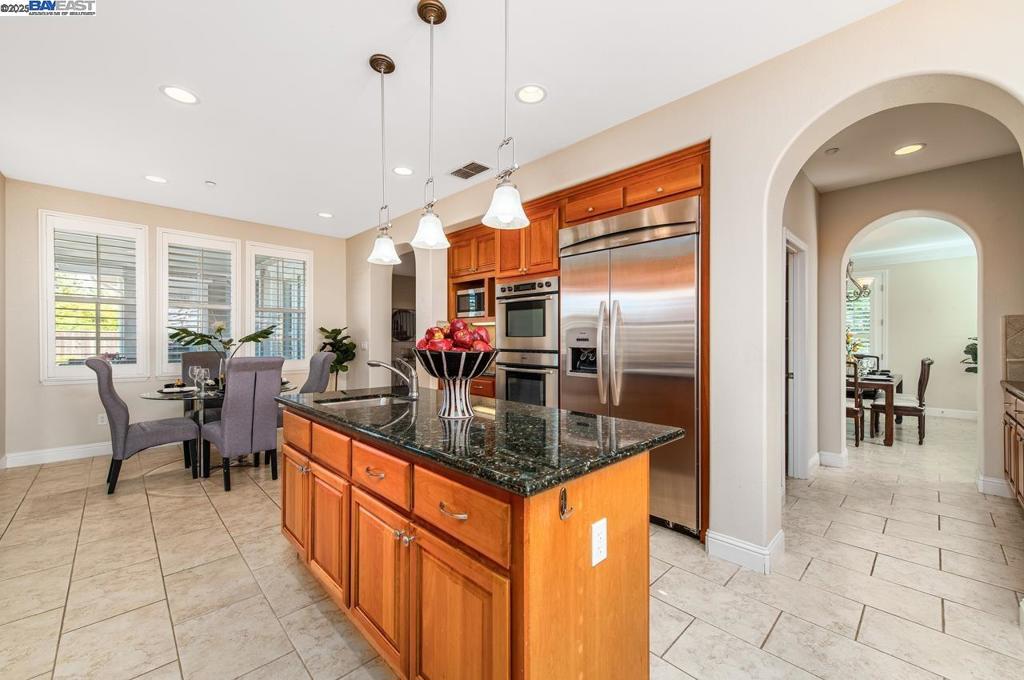 VINEYARD GATE - Residential