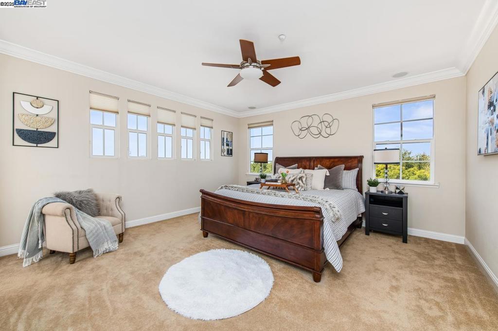 VINEYARD GATE - Residential