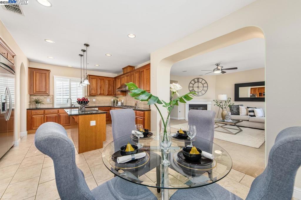 VINEYARD GATE - Residential