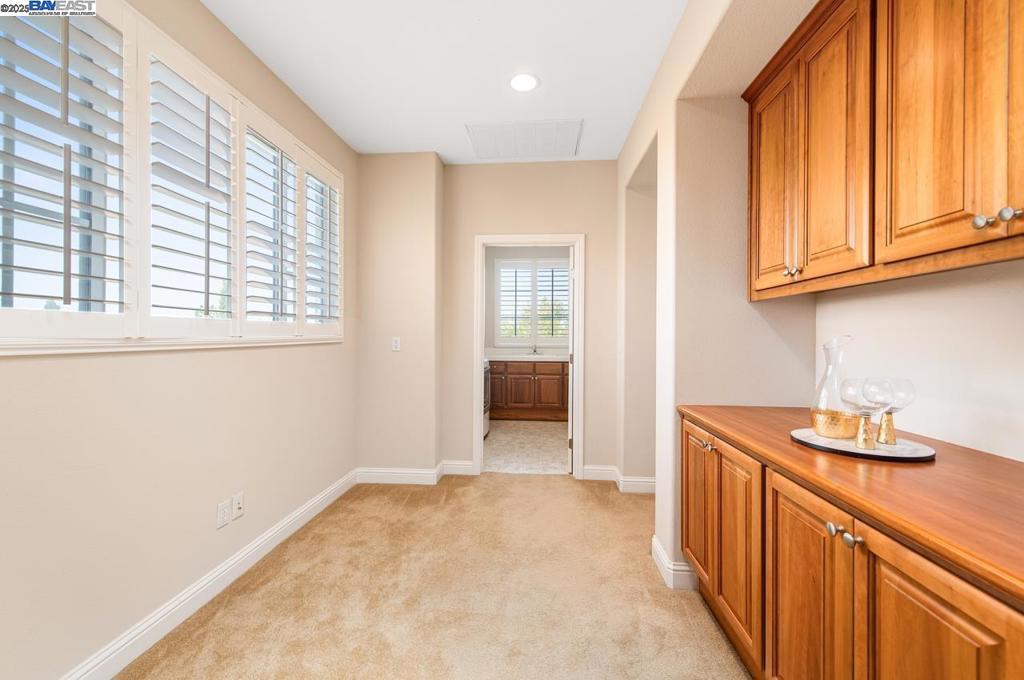 VINEYARD GATE - Residential