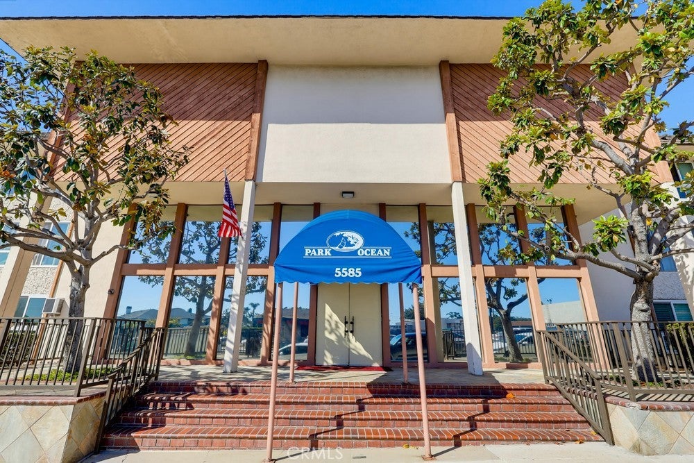 5585 E Pacific Coast Highway E