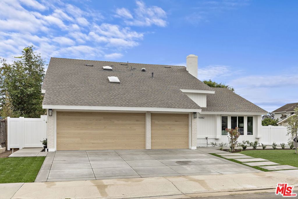 18362 Oxboro Lane