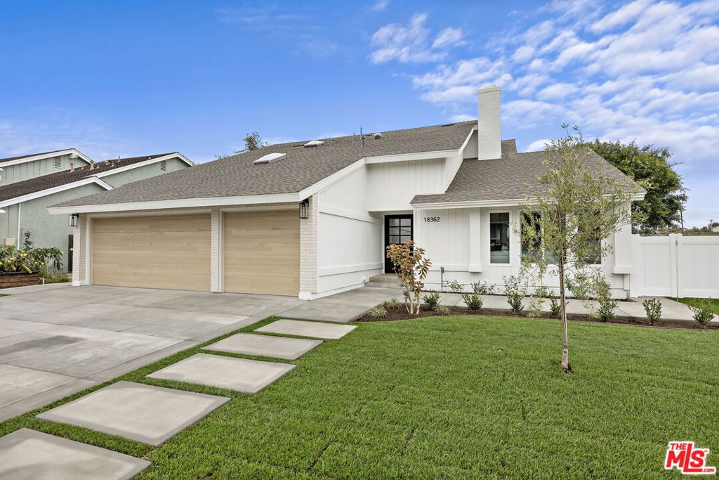 18362 Oxboro Lane