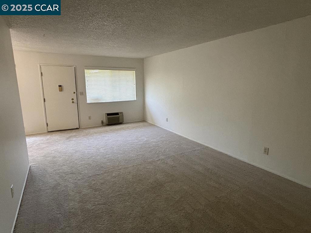 1060 Oak Grove Rd 10