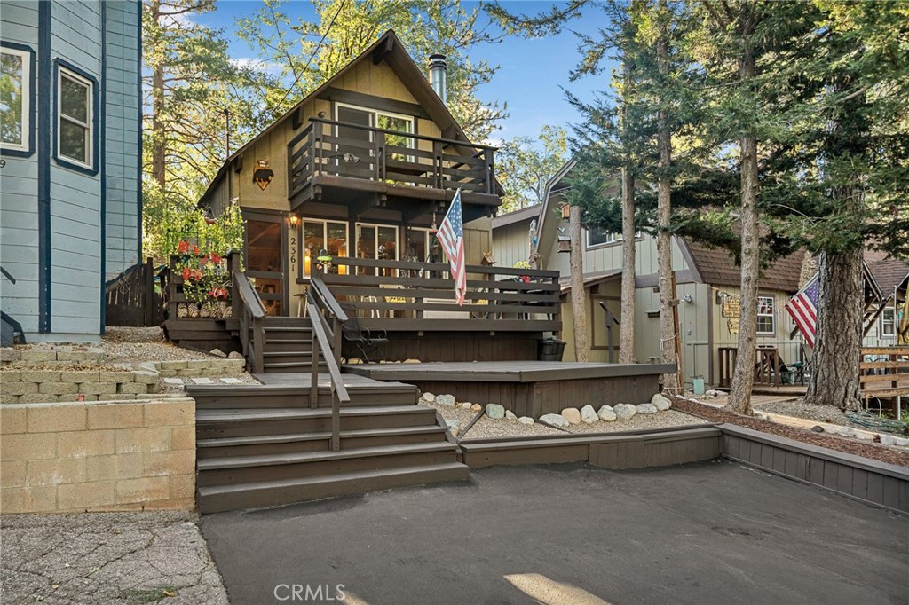 2361 Oak Drive