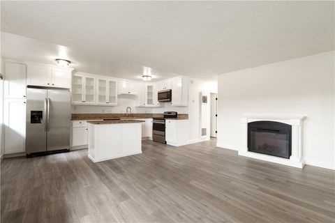 3365 Santa Fe 20 Long Beach CA 90810