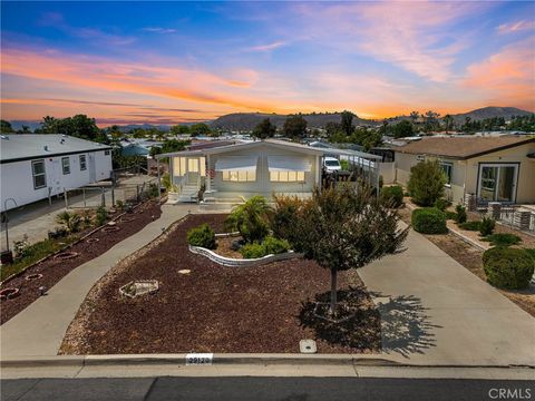 29120 Calle Cisne Murrieta CA 92563