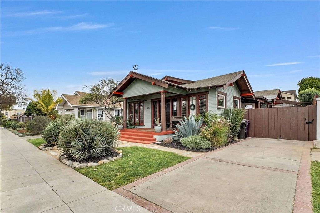 524 Walnut Avenue