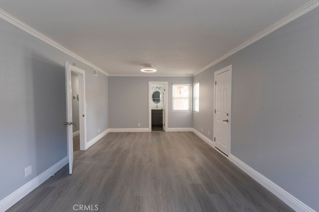 1748 N Ballad