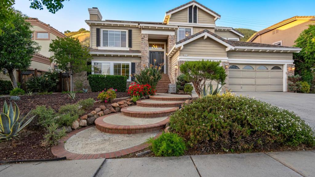 6523 Deer Hollow Drive