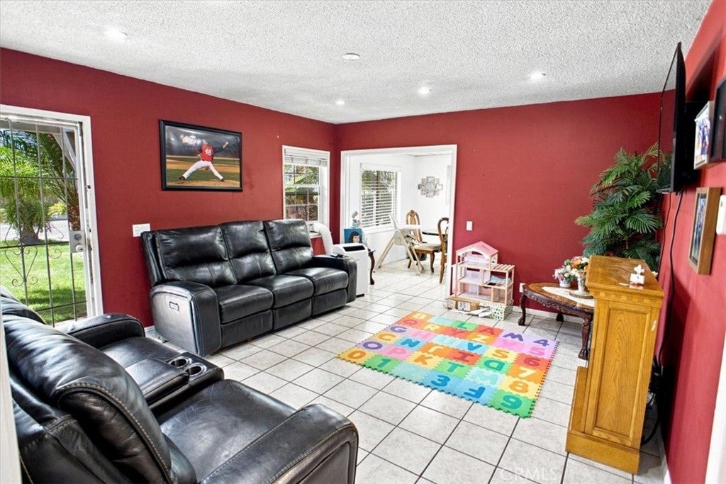 15475 Shadybend