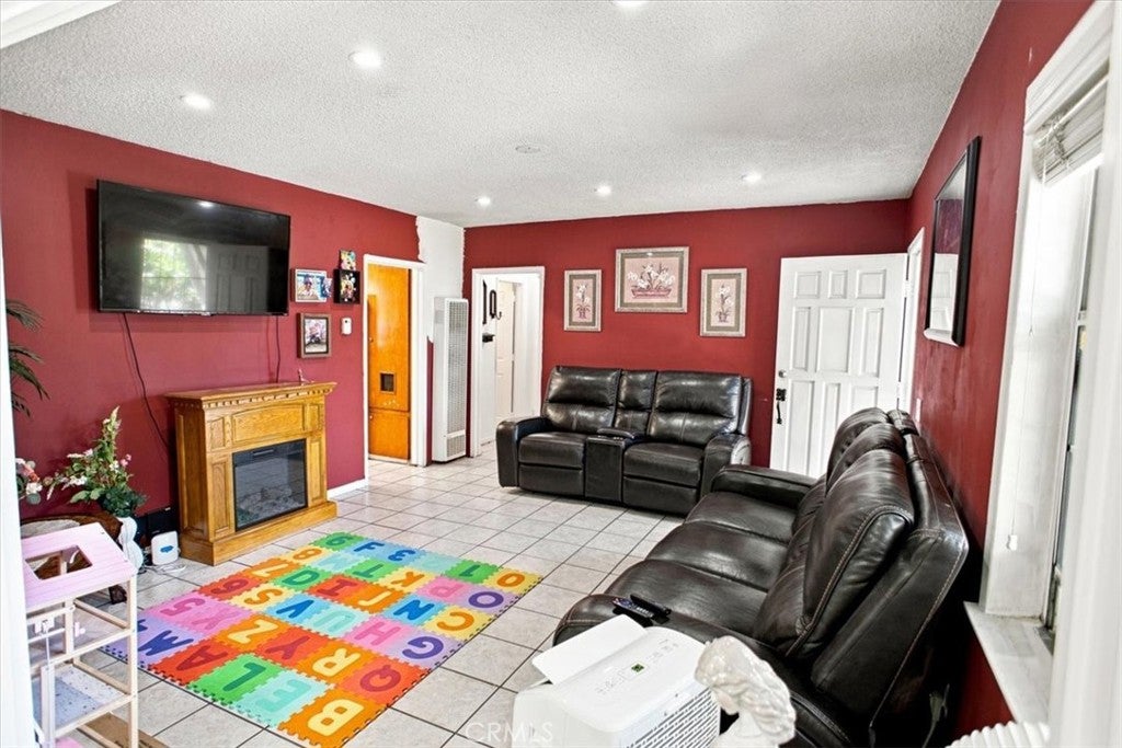 15475 Shadybend