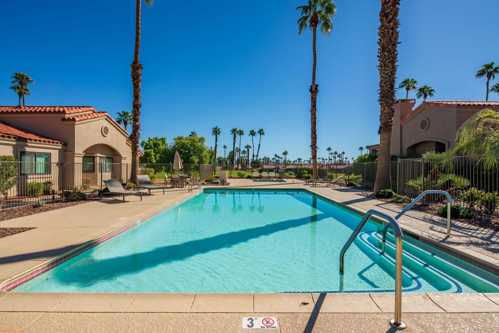 Palm Valley CC - Residential